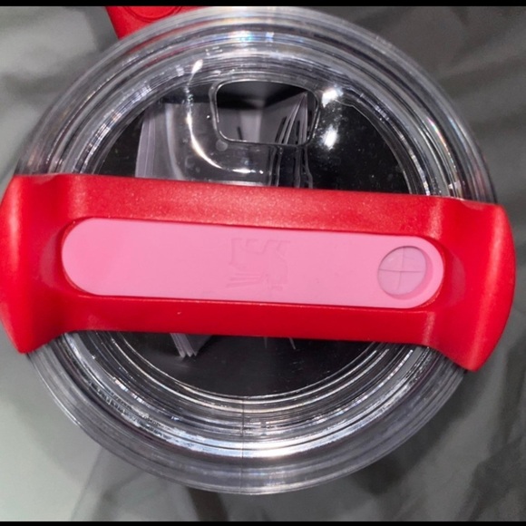 Stanley 40 oz cup - Picture 2 of 4